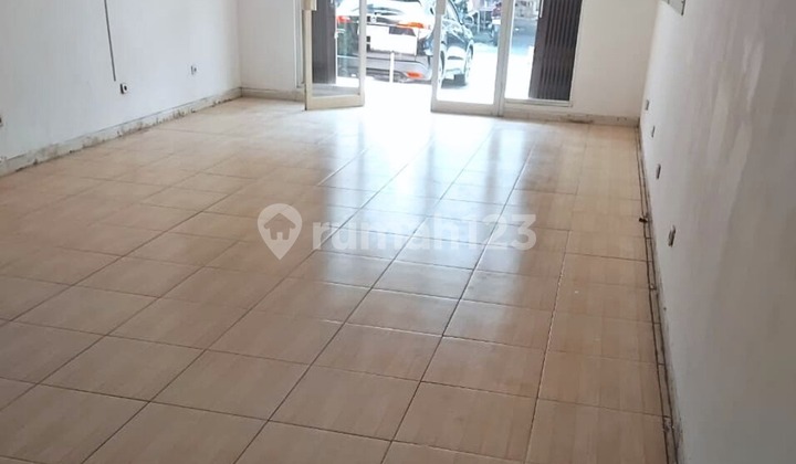 Ruko Rapi Siap Pakai Kota Wisata, Bogor 2