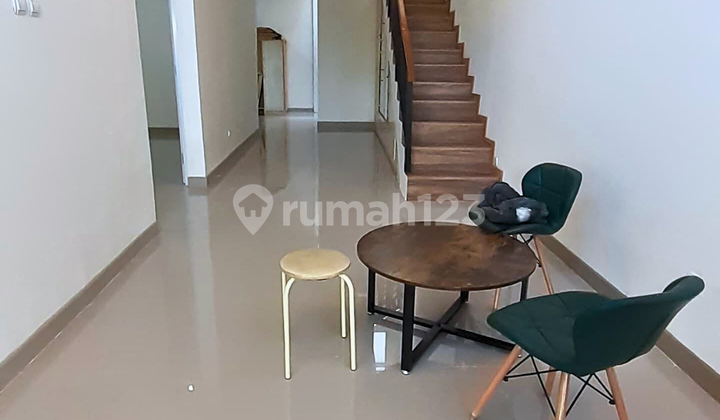 Rumah Siap Huni Terenovasi SHM Citra Grand, Jakarta Timur 2