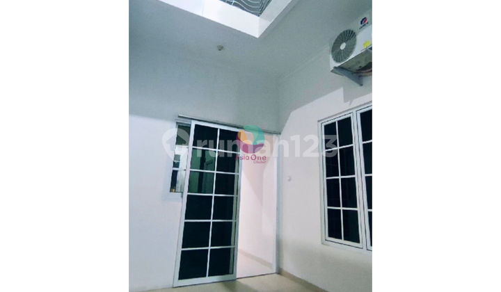 Rumah Modern Minimalis Terenovasi Siap Huni 2