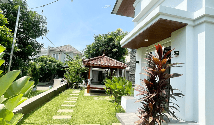 Rumah Cantik Elegan di Kota Wisata Cibubur, Jakarta Timur 2