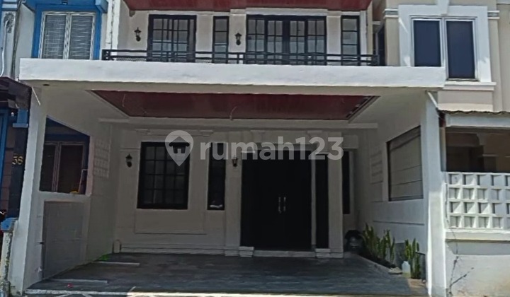 Rumah Rapi Siap Huni Terenovasi SHM Cibubur, Jakarta Timur