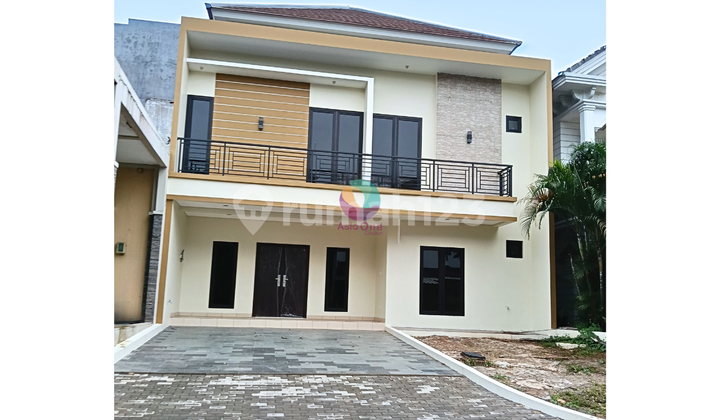 Rumah Modern Terenovasi di Cluster Favorit Kota Wisata
