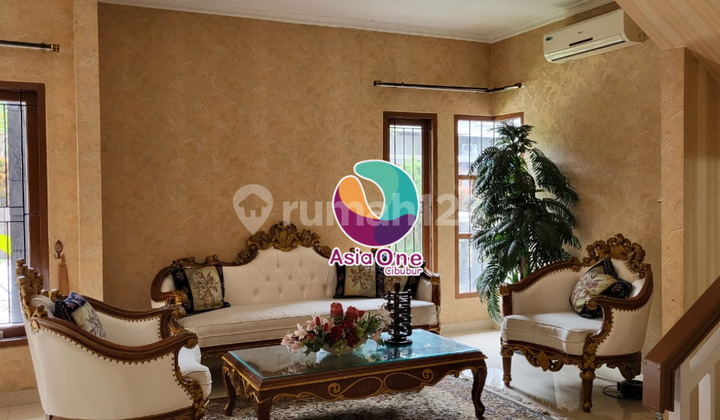 Rumah Mewah Cantik Siap Huni Dekat Pintu Tol di Puri Sriwedari