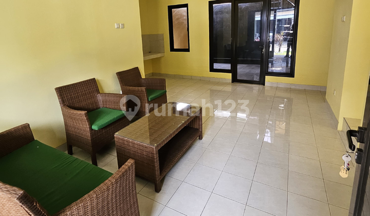 Rumah Terenovasi Semi Furnished Kota Wisata, Bogor 2