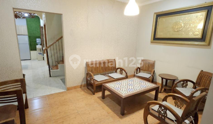 Rumah Rapi Siap Huni SHM Raffles Hills, Jakarta Timur 2