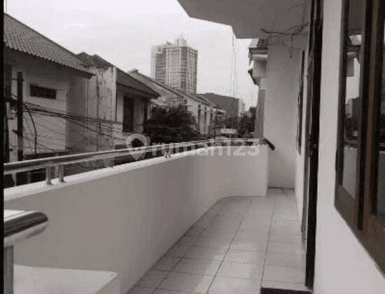 Dijual Rumah Bagus 2 Lantai Di Jl Dahlia Tomang Jak Bar 2