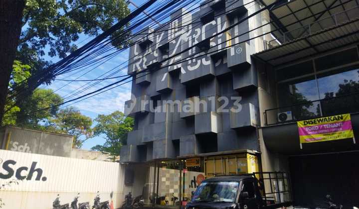 For sale quickly shop house and land building on Jl. Sultan Agung, Bandung 1