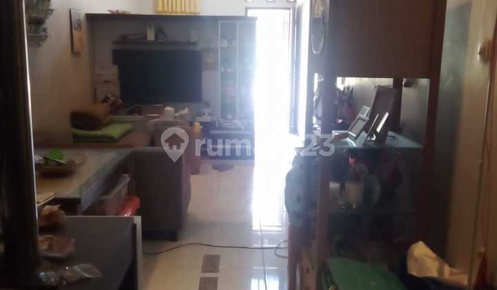 Sell quick Ready-to-occupy house in Pinus Regency Soekarnohatta Bandung Large comfortable and secure complex 2