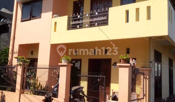 For Sale Ready-to-Occupy House on Jl Suci Batuk Kumeli Bandung