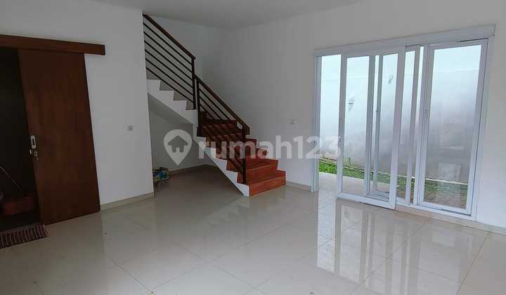 Jual cepat Rumah siap huni 2 lantai Di dalam cluster bojongkoneng cikutra bandung 2
