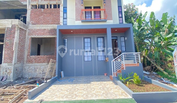 Jual cpt Rumah Hunian 2 Lantai Nyaman di Cileunyi – Bandung Timur