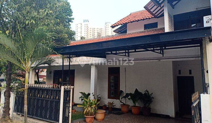 Rumah 2 Lantai Shm Sudah Renovasi Bu  2