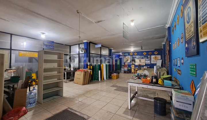 For Quick Sale: Strategic 1-Story Shop House by Bojongsari Main Road, Depok 2