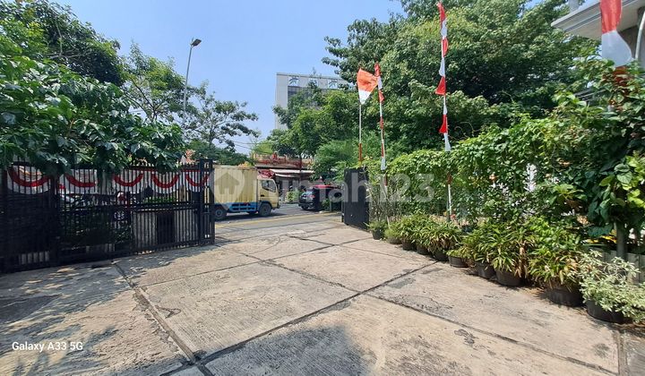 Dijual Harga Njop Gedung 3 Lantai Cikini Jakarta Pusat 