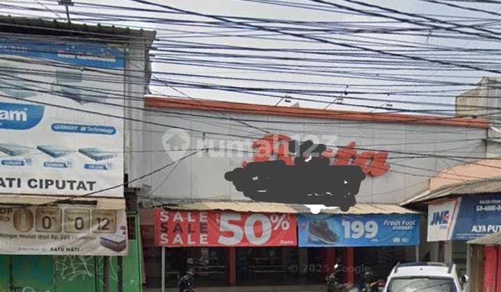 Strategic Shop and Warehouse Beside Ramayana Ciputat