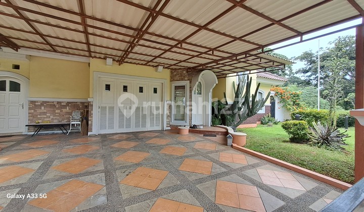 Rumah Asri di Boulevard Telaga Golf Sawangan