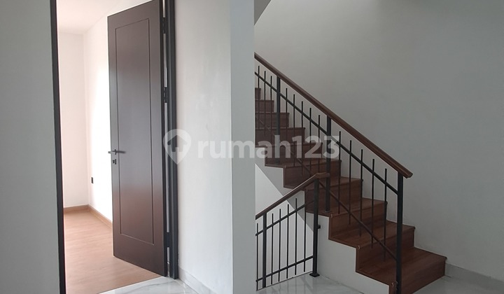 Rumah Baru Indent Ada Rooftop Cilandak Kko Dekat Pintu Tol Ampera 2