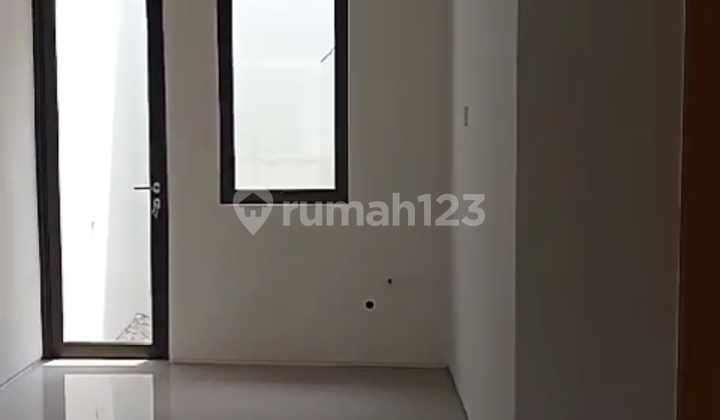 Dijual Rumah Brand New Citra 8 Aero World