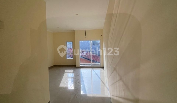 Brand New House Teluk Gong 4.5x15 3 Floors 2