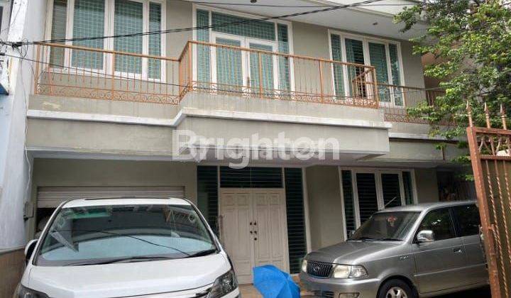 RUMAH 2 LANTAI FULL FURNISHED GADING KIRANA JAKARTA UTARA 1