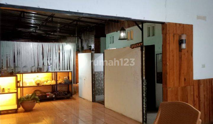 Rumah Furnished (bekas Cafe) Pinggir Jalan Williem Iskandar Shm - Sertifikat Hak Milik 2