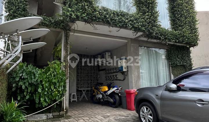 Sell Active Strategic Ready-to-Live Boarding House in Citragran Cibubur