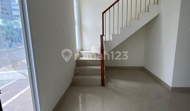 Selling Cheap New 2-Story Ready-to-Live House in Citragran Cibubur 2
