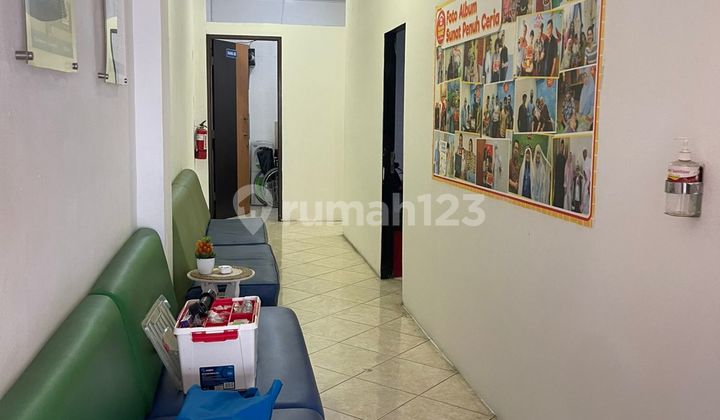 Strategic 3-Storey Shop House for Rent on Bustling Cibubur Alternative Roadside 2