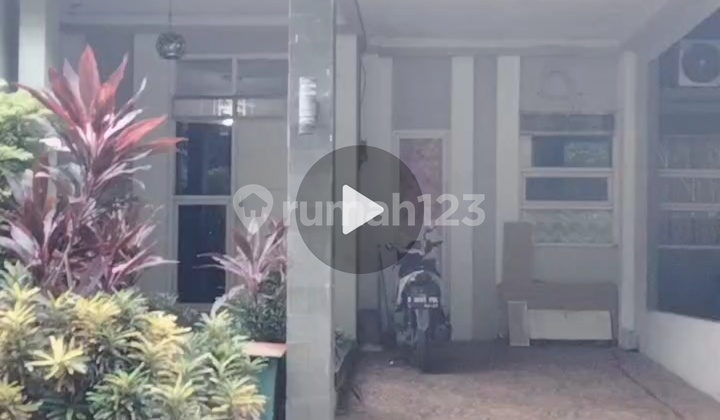 Affordable Sale of Ready-to-Live Minimalist House with SHM in Metland Cileungsi 1