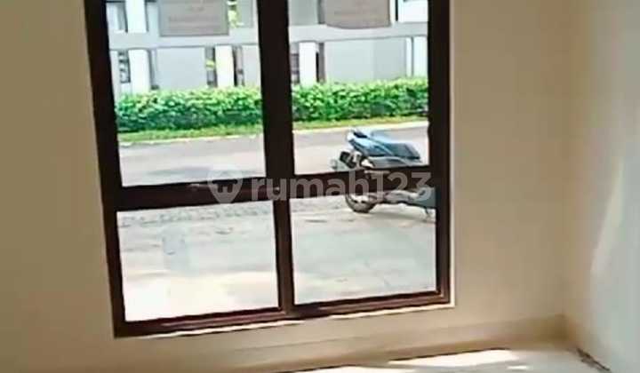 Sewa Rumah 4+1 KT Nyaman di Podomoro Golf View Cimanggis Unfurnis 2