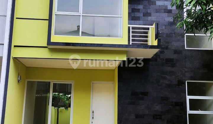 Jual Rumah 2 Lantai Harga Nego Dekat LRT Harjamukti Cibubur SHM Jual Rumah 2 Lantai Harga Nego Dekat LRT Harjamukti Cibubur SHM