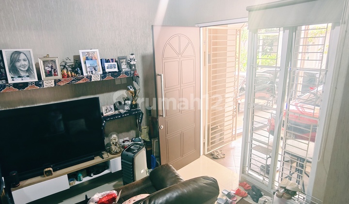 For Sale 3 Bedroom House Ready to Occupy In Gading Serpong Very Strategic Location Near BSD Border 2