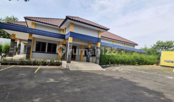 Business Space at Jl. Widarasari III No.20, Sutawinangun, Kedawung, Cirebon, West Java, Indonesia, 45153, Cirebon City 850.0 m² Semi Furnished