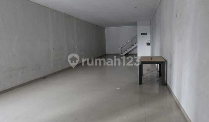For Rent 2-Story Shop House on Jl Pangeran Drajat