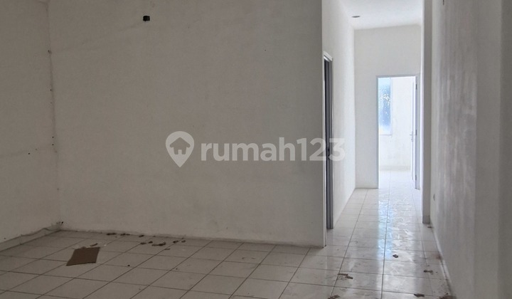 Shop House on Jl. Garuda, Sukapura, Kejaksan, Cirebon City, West Java, Indonesia, 45122, Cirebon City, 190.0 m², Unfurnished, SHM Shop House on Jl. Garuda, Sukapura, Kejaksan, Cirebon City, West Java, Indonesia, 45122, Cirebon City, 190.0 m², Unfurnished, SHM