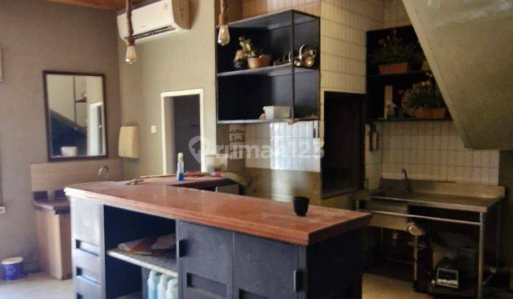 Ruko di Jl. Kembar No. 131, Pekalipan, Pekalipan, Kota Cirebon, Jawa Barat, Indonesia, 45117, Cirebon Kota Furnished 2
