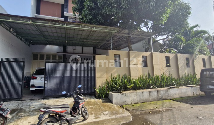 Rumah Bagus SHM di Sasana Budaya Cirebon, Jl. Sasana Budaya, Pekiringan, Kesambi, Kota Cirebon, Jawa Barat, Indonesia, 45131, Cirebon Kota