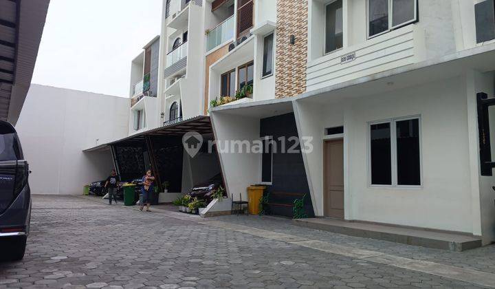 Rumah di Duren Sawit bisa custom Dekat St Buaran 2