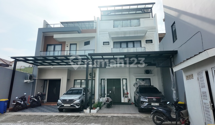5 Menit Dari Stasiun dan Halte Buaran | Rumah Apik 5 Menit Dari Stasiun dan Halte Buaran | Rumah Apik
