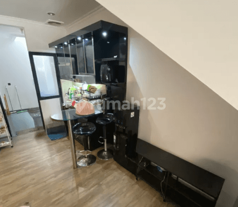 Unit Langka Rumah Cantik 4x15 Full Furnish Dekat Kolam Renang Rumah di Golf Lake Residence 2