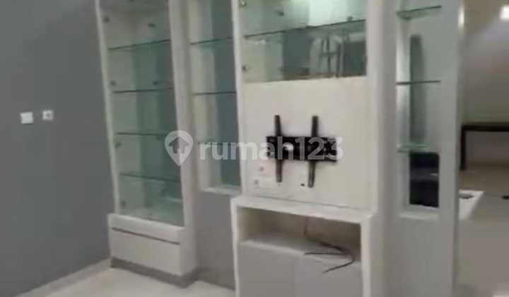 Rumah Mewah Bangunan Baru di Villa Taman Bandara, Dadap Tangerang