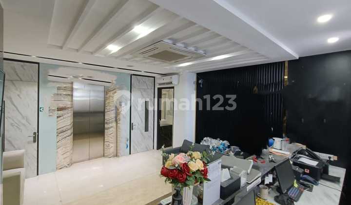 Ruko Gandeng 5 Lantai Ada Lift Lokasi PIK Penjaringan Jakarta Utara