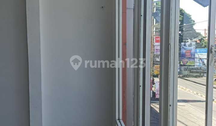 Ruko Lokasi Sangat Strategis untuk Usaha di Seturan Square Yogyakarta 1