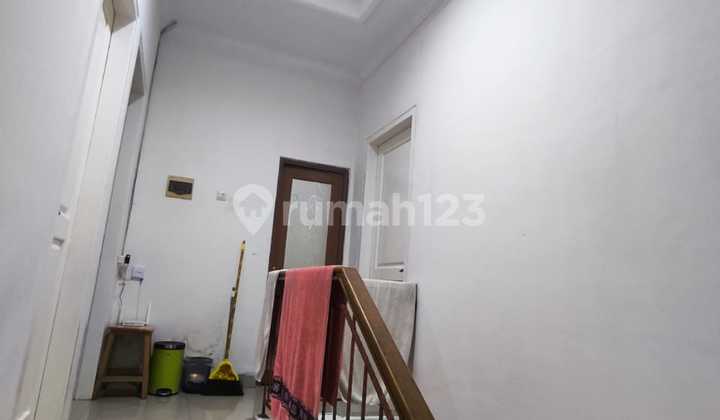 Rumah Mewah SHM Daerah Angel Residence, Jakarta Barat 2