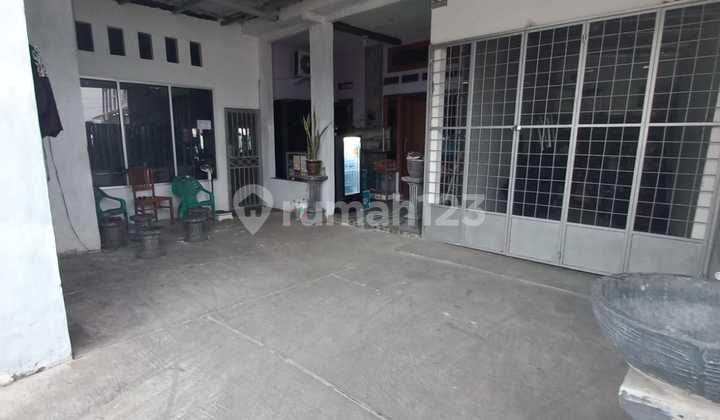 Rumah Ada Kios dan Toko Lokasi Strategis Lokasi di Sepatan Timur 2