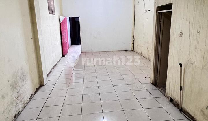Nice Shop House for Rent on Jalan Raya Salembaran, Kosambi, Tangerang 1