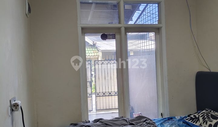 Lucky Flood-Free House Semi-Furnished Location at Duta Bandara Lucky Flood-Free House Semi-Furnished Location at Duta Bandara