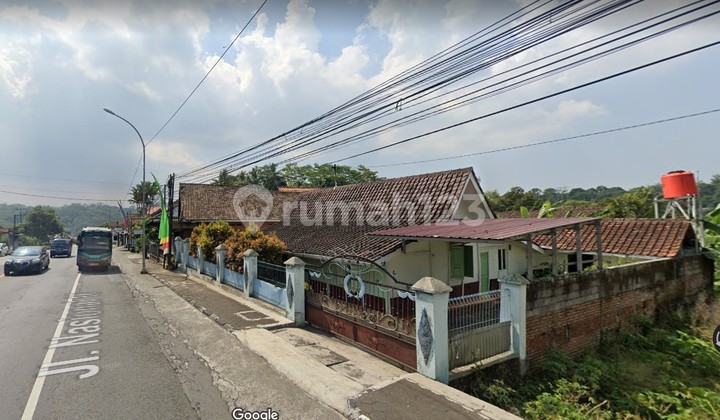 Dijual Rumah Lawas Terawat di Tepi Jalan Nasional Tuntang Semarang 2