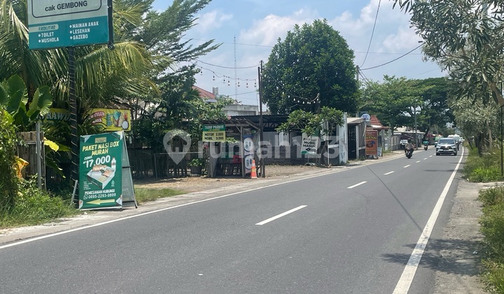 Tanah Lokasi Strategis Tepi Jalan Besar Area Restoran Tanah Lokasi Strategis Tepi Jalan Besar Area Restoran