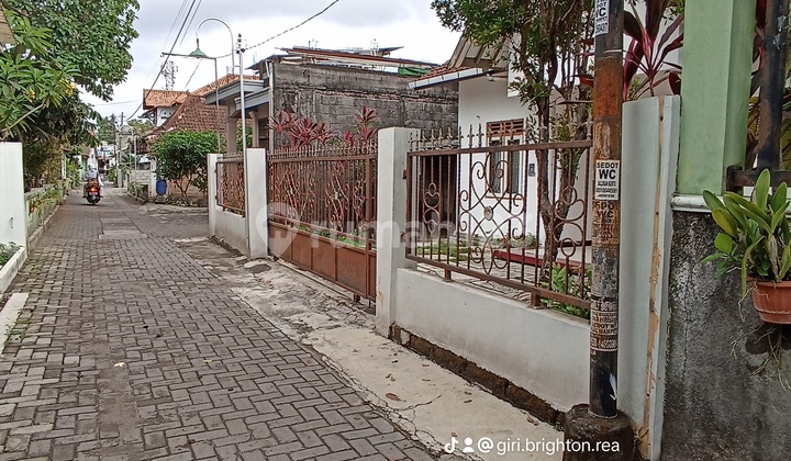 JUAL TANAH Bonus Rumah Jalan Kaliurang km9 Jogja